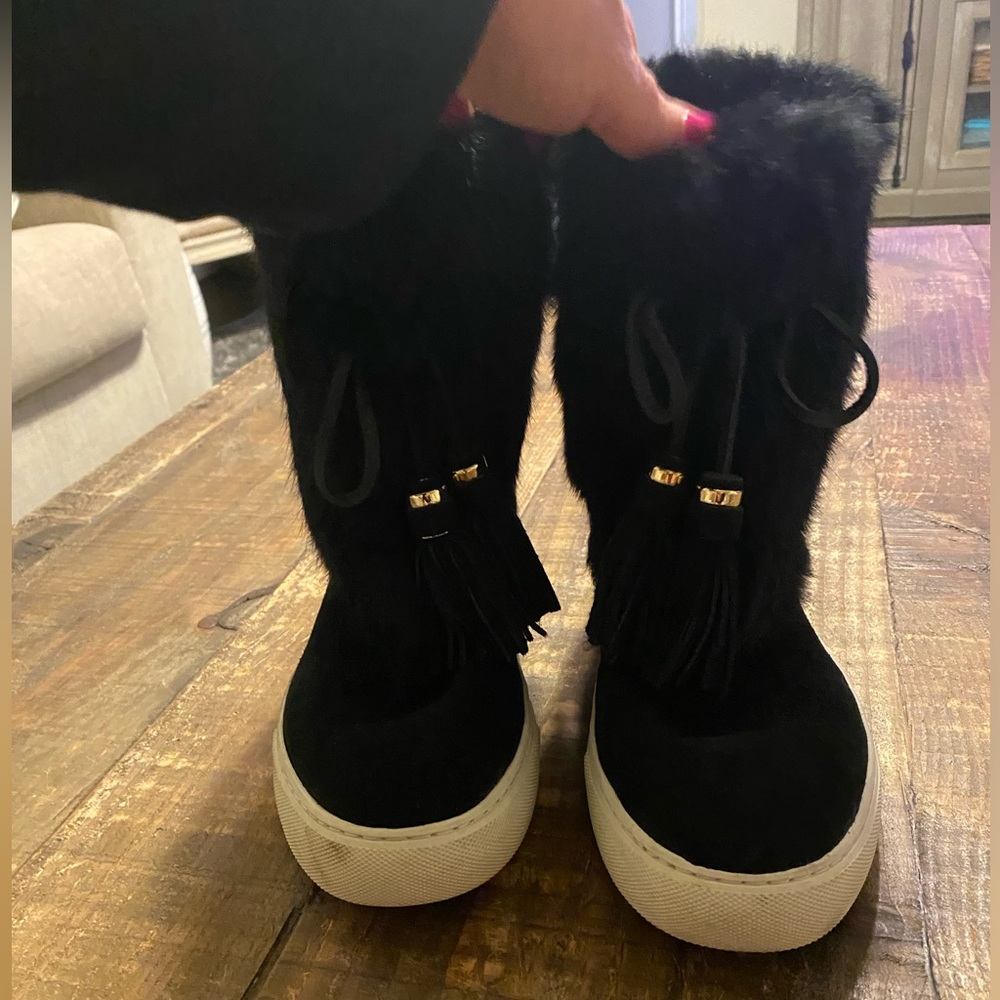 Tory Burch Boots